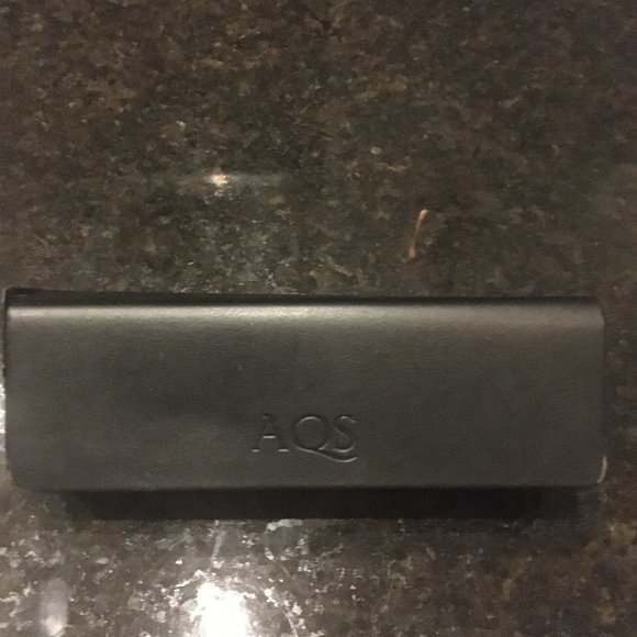 💥1for15 2for20💥 Aquaswiss Sunglasses Case - Picture 2 of 6